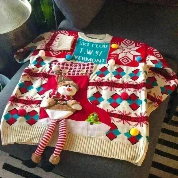 Long Legs Snowman☃️ Christmas “Not That Ugly” Sweater - Picture 1 of 7